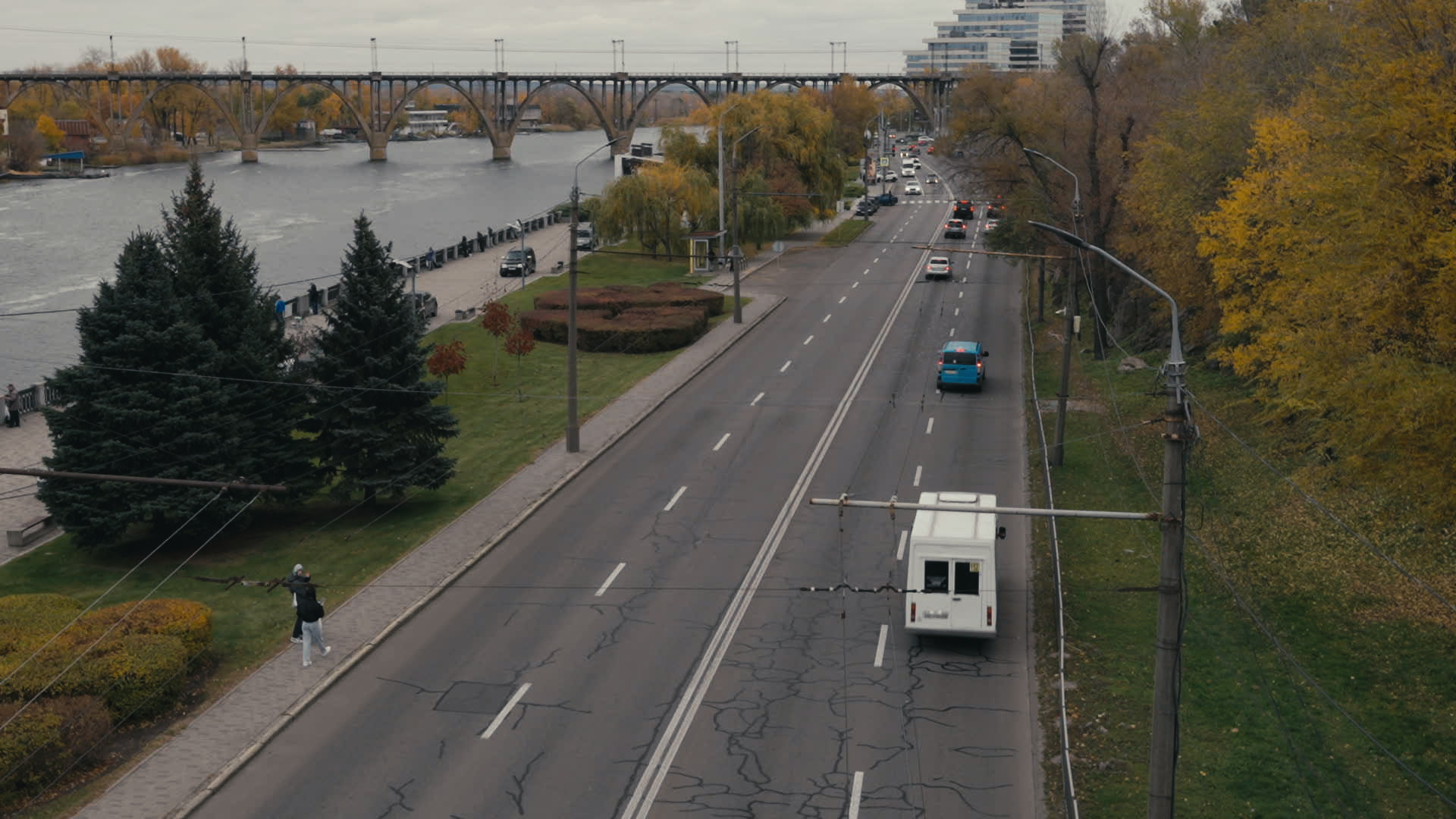 Keyframe: ZV-E1 20251101_0528